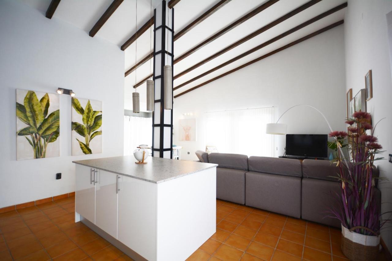 Beautiful Spacious Villa With Private Heated Pool In Lajares Bagian luar foto