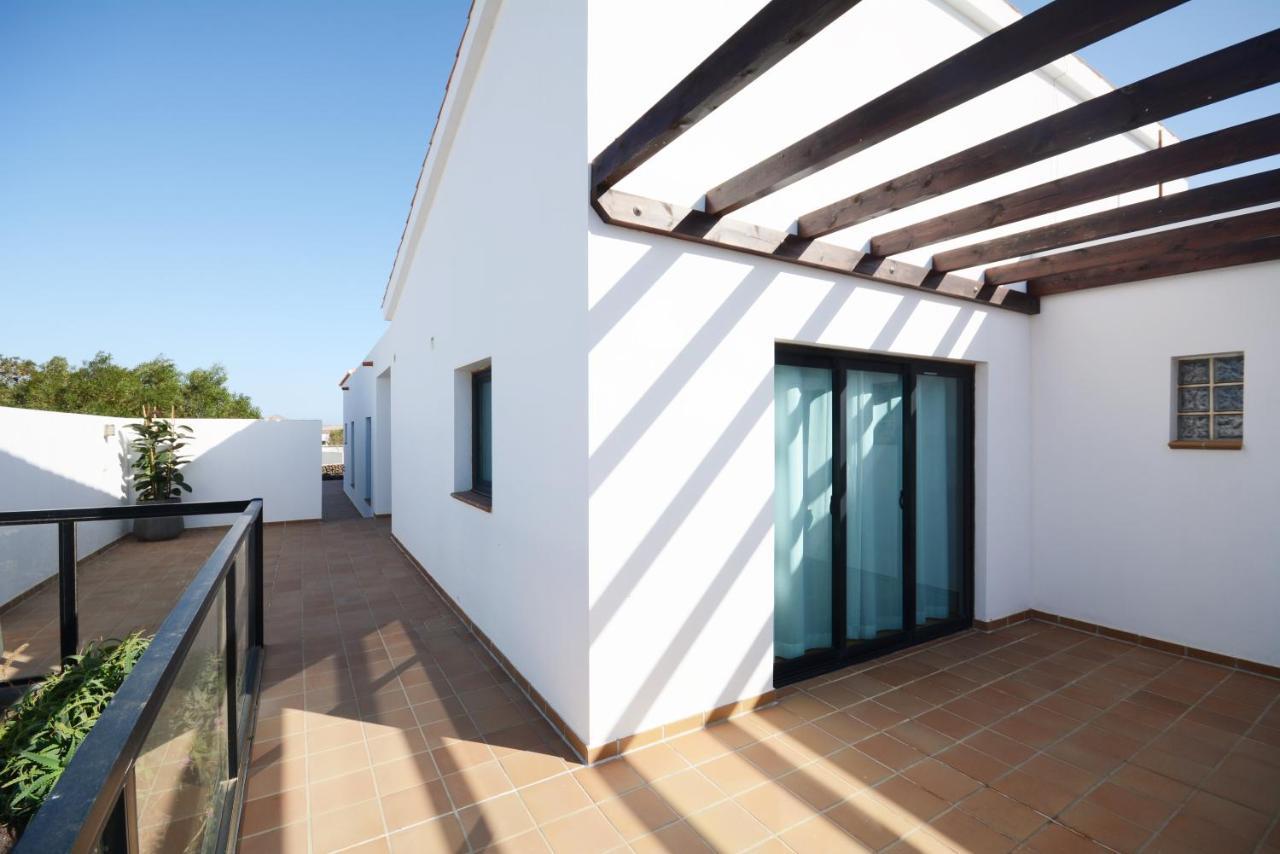 Beautiful Spacious Villa With Private Heated Pool In Lajares Bagian luar foto